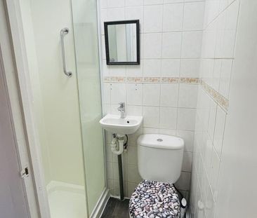 House share to rent - Photo 6