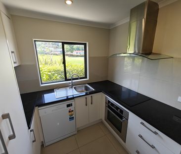 Two Bedroom home in Dinsdale - Photo 3