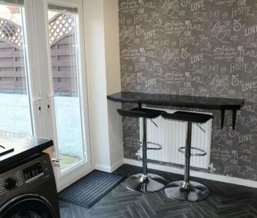 2 bedroom link detached house to rent - Photo 6