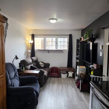 Beau Logement 4½ - Photo 1