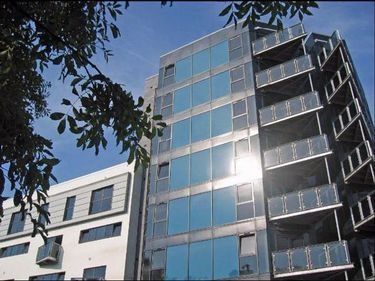 2 Bed Flat, Bishops Corner, M15 - Photo 2