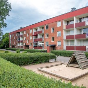 Stockholmsvägen 37 - Photo 2