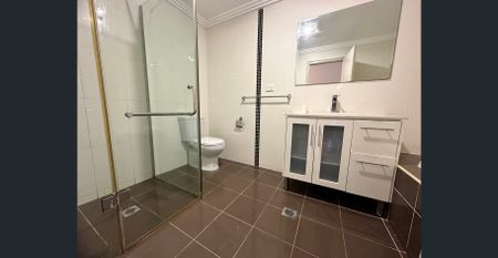 Beautifully Presented Townhouse - Photo 5