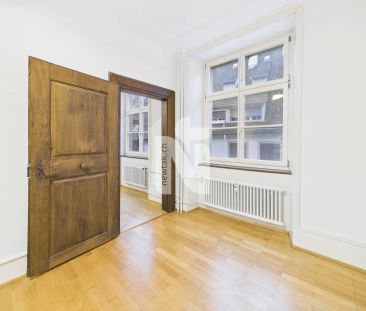 Charmante 2.5-Zimmer-Wohnung mit Stil und zentraler Lage nahe Rhein - Foto 4