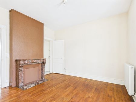 Appartement à louer, 2 pièces - La Chapelle-Saint-Luc 10600 - Photo 2