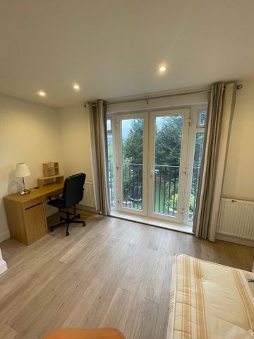 Great North Way, London, NW4 - Photo 3