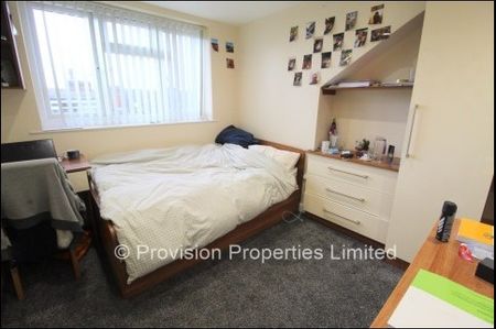 3 Bedroom Student House Leeds - Photo 4