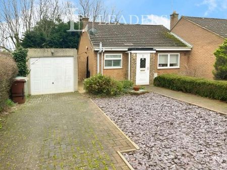 Meadow Way, Wimblington, PE15 - Photo 2