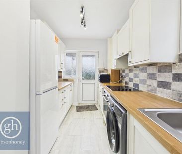 2 bedroom maisonette to rent - Photo 6