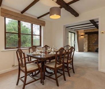 Deer Park, Witney - Photo 2