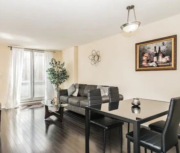 Rue De Bullion - Photo 3