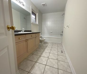 For Lease - 1104 Shoal Point Road Unit# Main, Ajax, Ontario - Photo 3