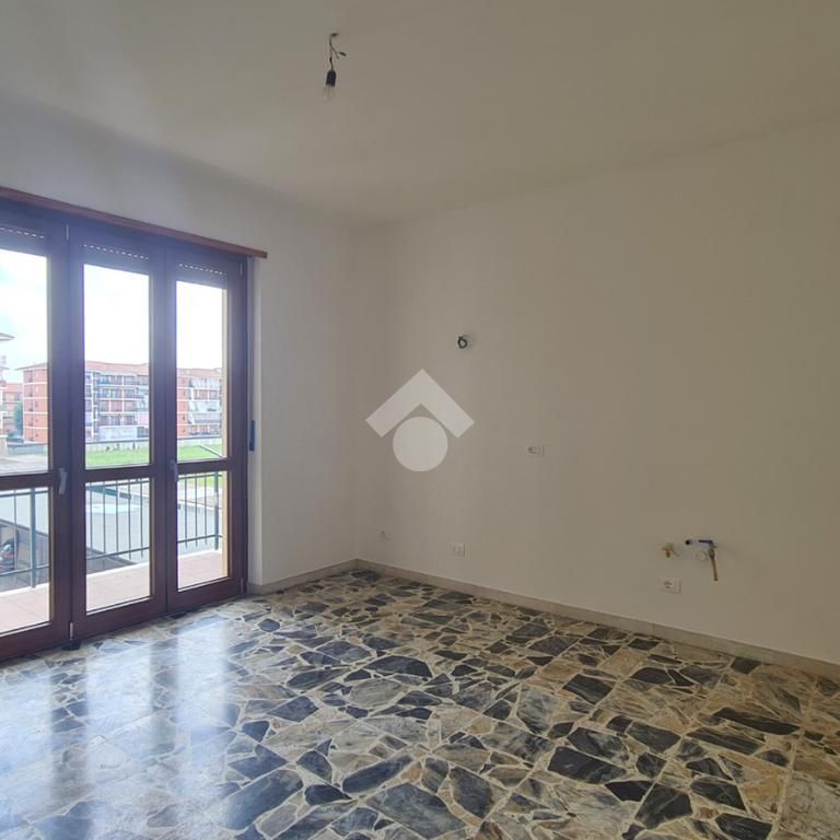 Trilocale in affitto - Photo 2