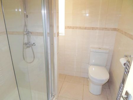 2 bedroom detached bungalow to rent - Photo 5