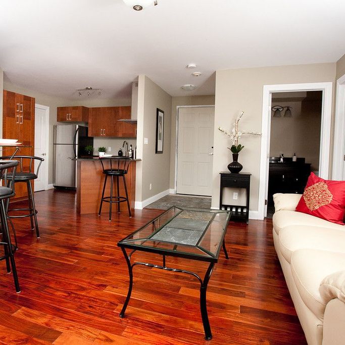 For Lease - 810 Blackburn Mews Unit# 211, Kingston, Ontario - Photo 1