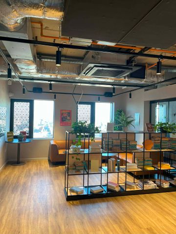 Extra Large Standard Double Ensuite - Photo 4