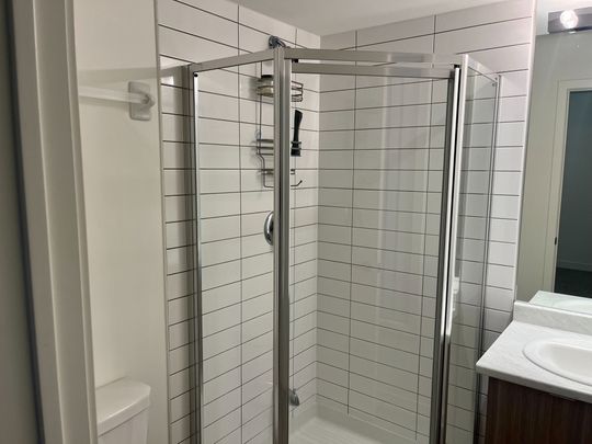 For Lease - 1525 Kingston Road Unit# 107, Pickering, Ontario - Photo 1