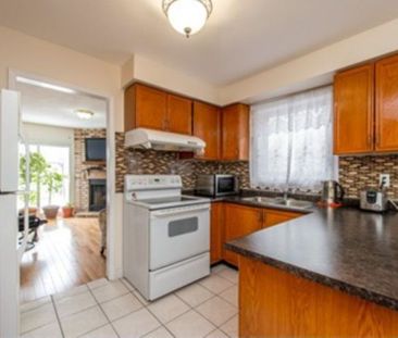 For Lease - 20 Goodall Drive Unit# Main & 2nd Flr, Toronto, Ontario - Photo 4