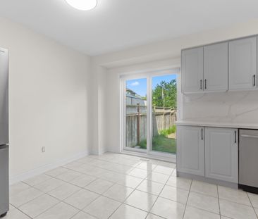 For Lease - 3409 Mcdowell Drive, Mississauga, Ontario - Photo 2