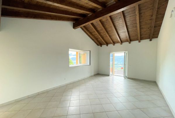 Via San Leonardo, 6599, Robasacco - Foto 1