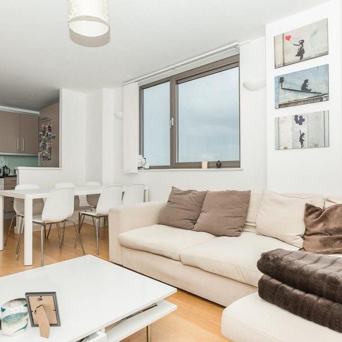 2 bedroom serviced apartment to rent - Photo 1