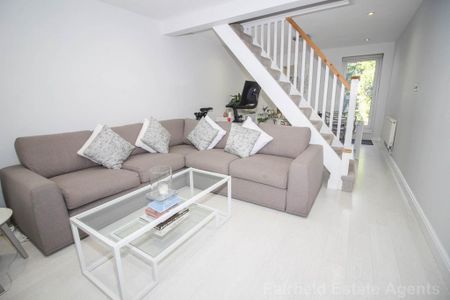 2 bedroom terraced house to rent - Photo 3