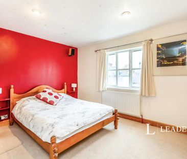 4 bedroom detached house to rent - Photo 5