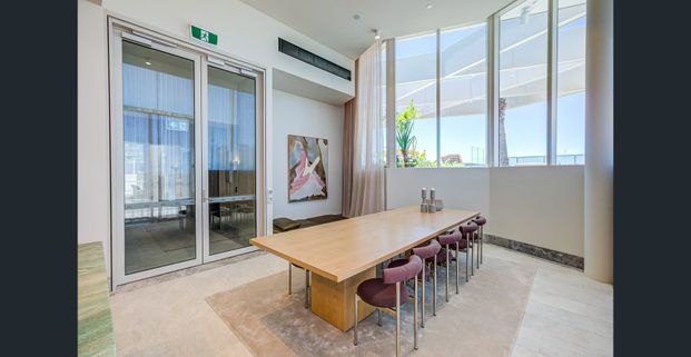 Modern and Stylish 2-Bedroom apartment in the Heart of West Village! - Photo 1