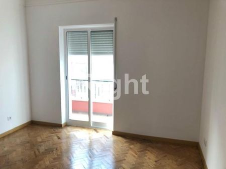 Apartamento T2 - Photo 2