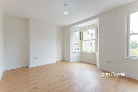 Halstow Road, London, SE10 - Photo 2