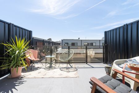 53/92 Bettong Avenue, Throsby ACT 2914 - Townhouse For Rent | Domain - Photo 5