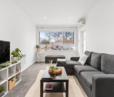 1 Bedroom Neat & Tidy Apartment With Balcony! - Photo 3