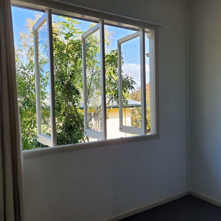 Strathpine - Photo 1