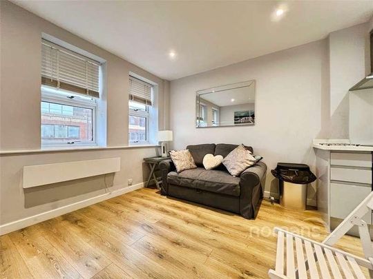 Trident House, Victoria Road, Farnborough, GU14 - Photo 1