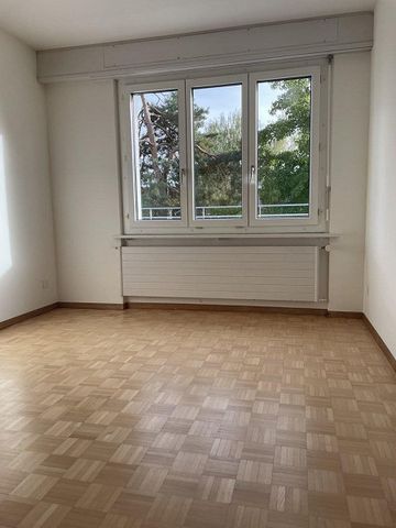 Wunderschöne 5-Zimmer Hochparterre-Wohnung in Zollikon - Photo 2