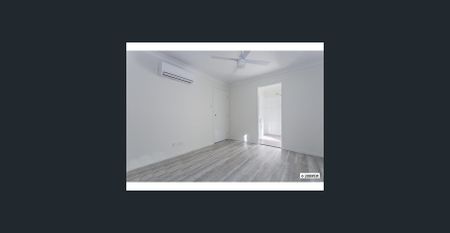 PET FRIENDLY - Low Maintenance, Duplex with Courtyard! - Photo 4