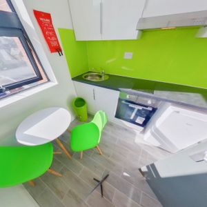 1 Bedroom Studio - Photo 2