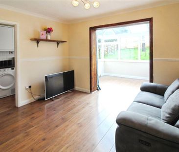 2 bedroom end of terrace house to rent - Photo 1