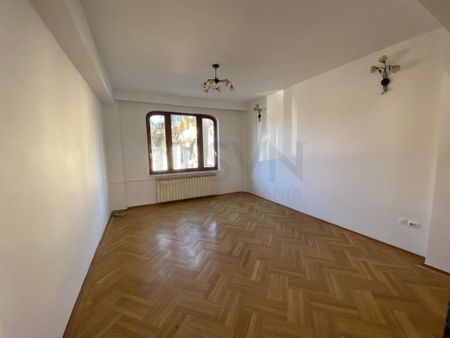 Vila spatioasa in Gruia - Photo 3