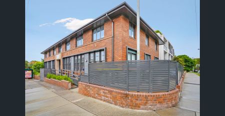 Full Self Contained Studio Apartment! - Photo 5