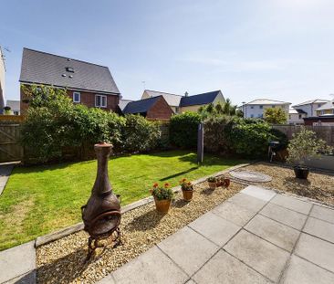 4 bedroom semi-detached house to rent - Photo 6