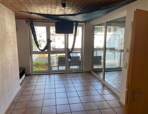 Große 2 Zimmer Wohnung in Urbar. - Foto 1