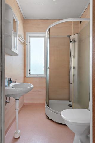 Västergatan, Hovmantorp - Photo 5