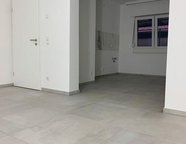 Wohnung zu mieten | Offenes Wohnzimmer & Esszimmer - Photo 1