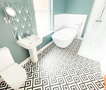 Terraced House to rent on - Photo 4