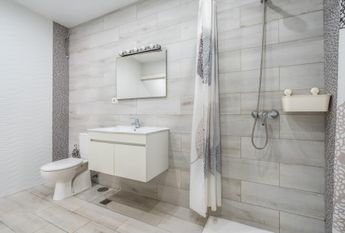 Alquiler en San Eugenio: Piso Amplio con Gran Terraza – 0067-04576