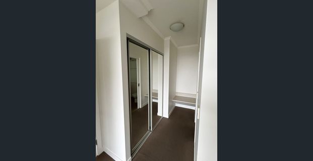 Horton Parkside Unfurnished Apartment - Photo 1