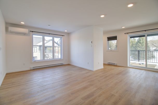 2475, chemin Ste-Catherine, Sherbrooke (Université) - Photo 1