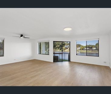 Waterfront Villa in the Heart of Burleigh Waters - Photo 1