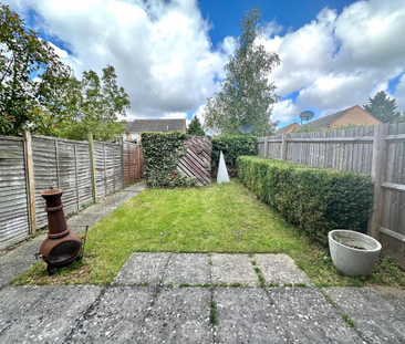 3 bedroom semi-detached house to rent - Photo 2